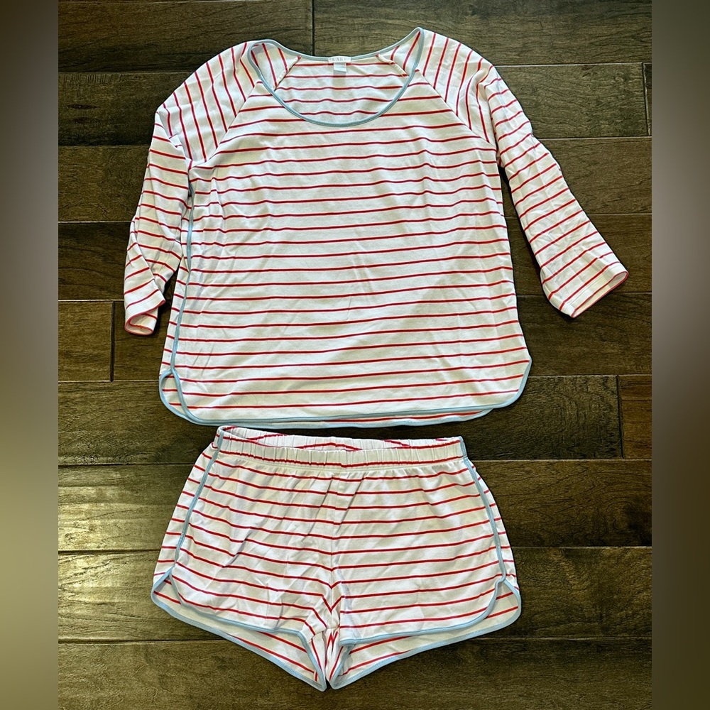 Lake Pajamas. Size Large. Excellent!